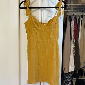 Aritzia Dress